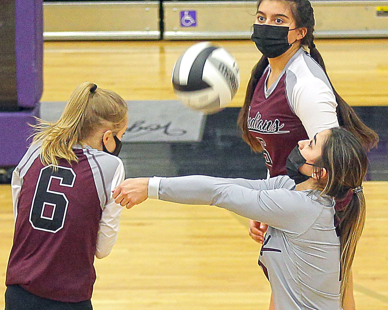 Elko at Spring Creek Volleyball 15.jpg